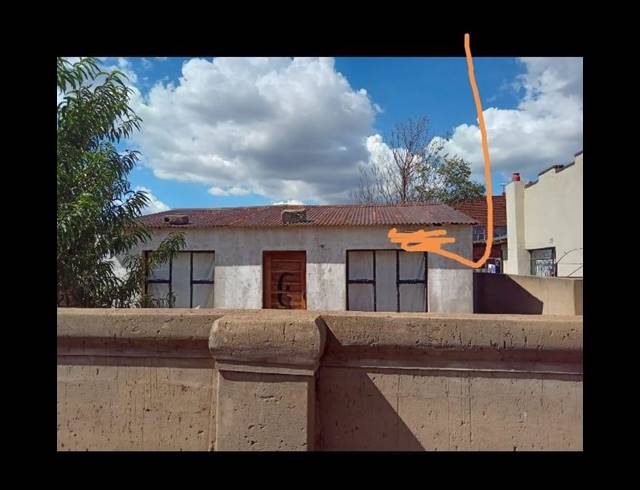 2 BEDROOM HOUSE FOR SALE IN KATLEHONG SOUTH